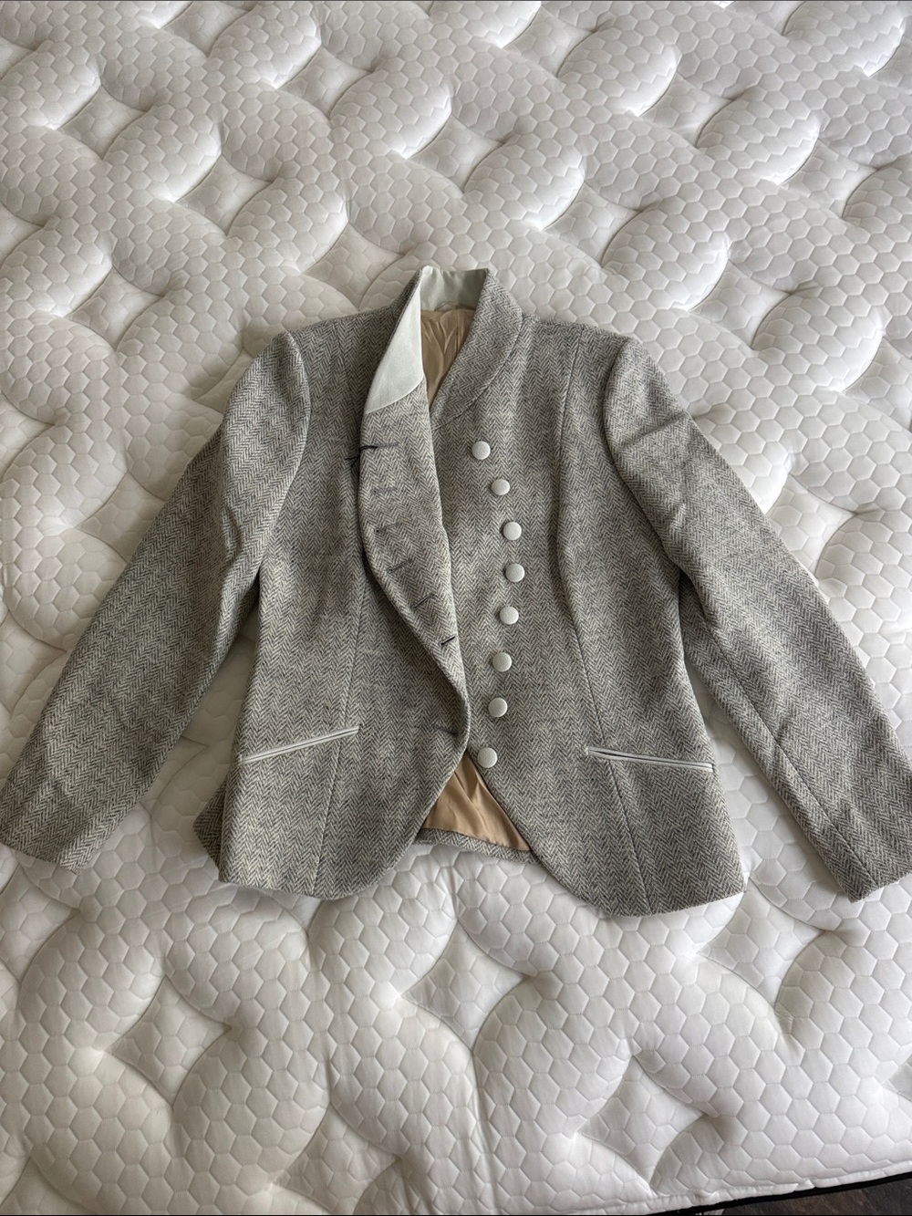 Women’s Harris Tweed Gray Herringbone Button-Front Blazer Jacket NWT